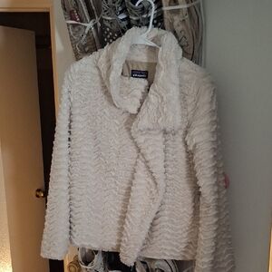 Patagonia Off-White Teddy Jacket for Women